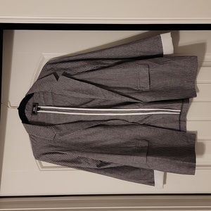 Never worn light weight blazer